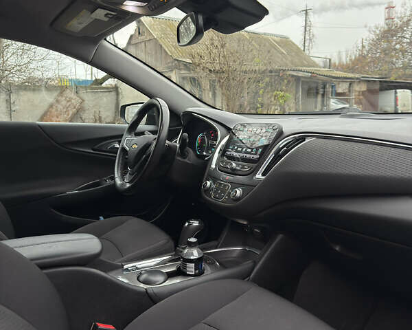 Черный Шевроле Малибу, объемом двигателя 1.8 л и пробегом 110 тыс. км за 14000 $, фото 19 на Automoto.ua