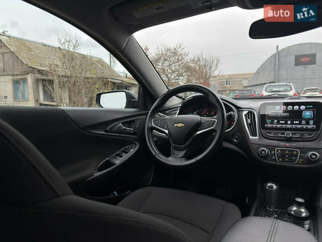 Черный Шевроле Малибу, объемом двигателя 1.8 л и пробегом 110 тыс. км за 14000 $, фото 9 на Automoto.ua