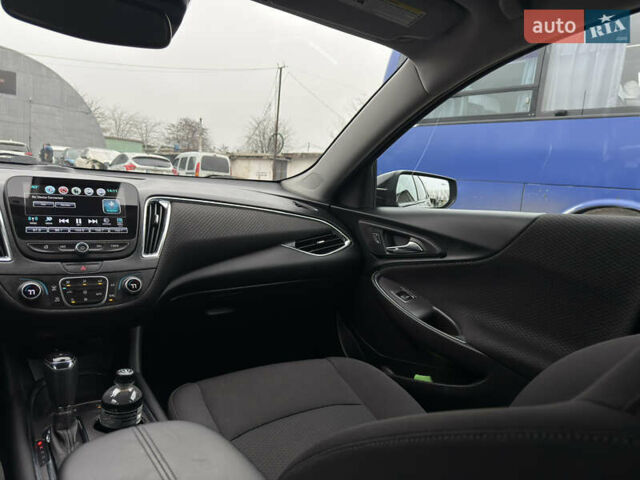 Черный Шевроле Малибу, объемом двигателя 1.8 л и пробегом 110 тыс. км за 14000 $, фото 12 на Automoto.ua