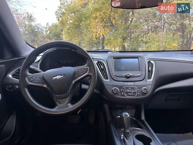 Чорний Шевроле Малібу, об'ємом двигуна 1.5 л та пробігом 108 тис. км за 9000 $, фото 24 на Automoto.ua