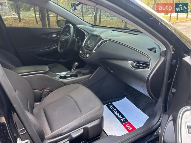 Чорний Шевроле Малібу, об'ємом двигуна 1.5 л та пробігом 108 тис. км за 9000 $, фото 15 на Automoto.ua