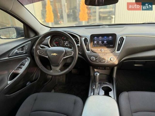 Чорний Шевроле Малібу, об'ємом двигуна 1.49 л та пробігом 52 тис. км за 11900 $, фото 30 на Automoto.ua