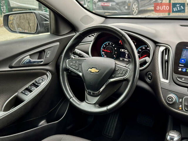 Черный Шевроле Малибу, объемом двигателя 1.49 л и пробегом 48 тыс. км за 15400 $, фото 17 на Automoto.ua