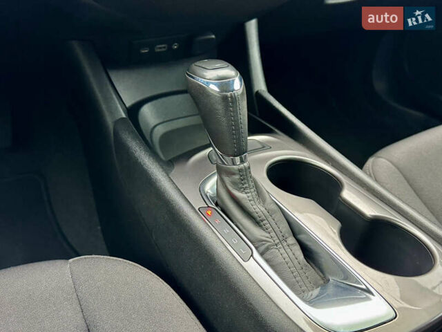 Черный Шевроле Малибу, объемом двигателя 1.49 л и пробегом 48 тыс. км за 15400 $, фото 26 на Automoto.ua