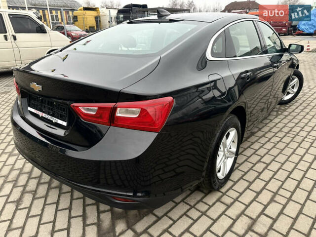 Черный Шевроле Малибу, объемом двигателя 1.5 л и пробегом 168 тыс. км за 12300 $, фото 2 на Automoto.ua