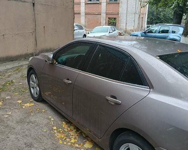 Коричневый Шевроле Малибу, объемом двигателя 2.4 л и пробегом 290 тыс. км за 9000 $, фото 5 на Automoto.ua