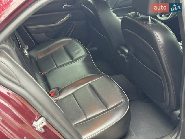 Красный Шевроле Малибу, объемом двигателя 3 л и пробегом 183 тыс. км за 12000 $, фото 9 на Automoto.ua