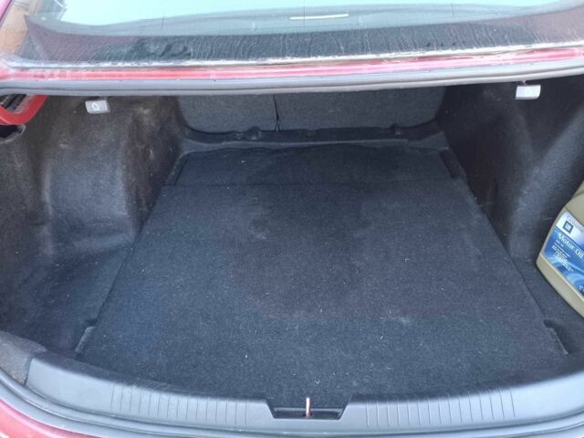 Красный Шевроле Малибу, объемом двигателя 1.5 л и пробегом 150 тыс. км за 10000 $, фото 13 на Automoto.ua