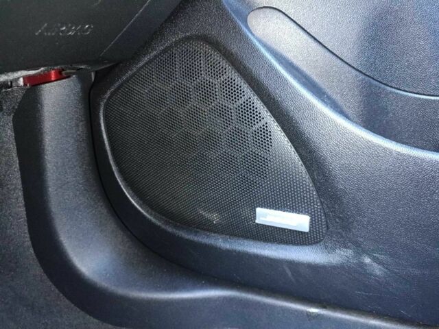 Красный Шевроле Малибу, объемом двигателя 1.5 л и пробегом 150 тыс. км за 10000 $, фото 9 на Automoto.ua