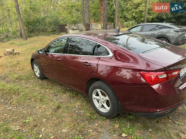 Красный Шевроле Малибу, объемом двигателя 1.49 л и пробегом 157 тыс. км за 10250 $, фото 4 на Automoto.ua