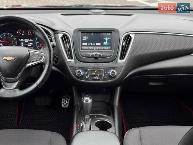 Красный Шевроле Малибу, объемом двигателя 1.5 л и пробегом 159 тыс. км за 9900 $, фото 19 на Automoto.ua