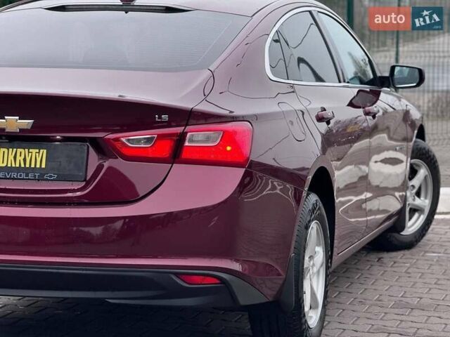Красный Шевроле Малибу, объемом двигателя 1.5 л и пробегом 159 тыс. км за 9900 $, фото 17 на Automoto.ua