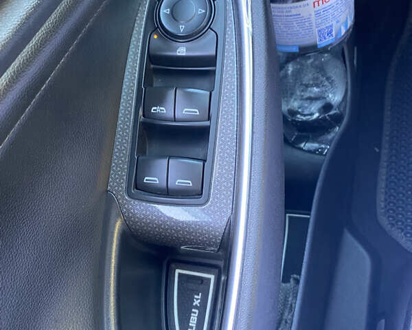 Красный Шевроле Малибу, объемом двигателя 1.5 л и пробегом 130 тыс. км за 10300 $, фото 10 на Automoto.ua