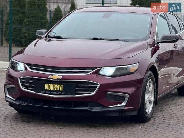 Красный Шевроле Малибу, объемом двигателя 1.5 л и пробегом 159 тыс. км за 9900 $, фото 4 на Automoto.ua