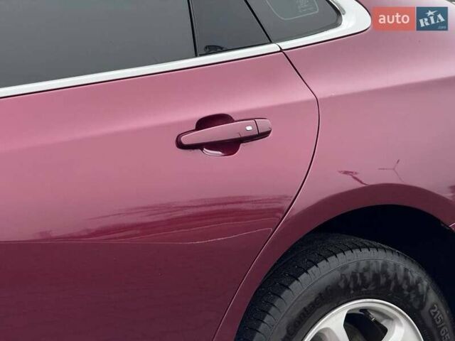 Красный Шевроле Малибу, объемом двигателя 1.5 л и пробегом 159 тыс. км за 9900 $, фото 16 на Automoto.ua