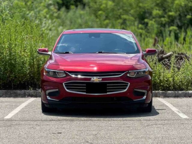 Красный Шевроле Малибу, объемом двигателя 1.5 л и пробегом 64 тыс. км за 9000 $, фото 1 на Automoto.ua