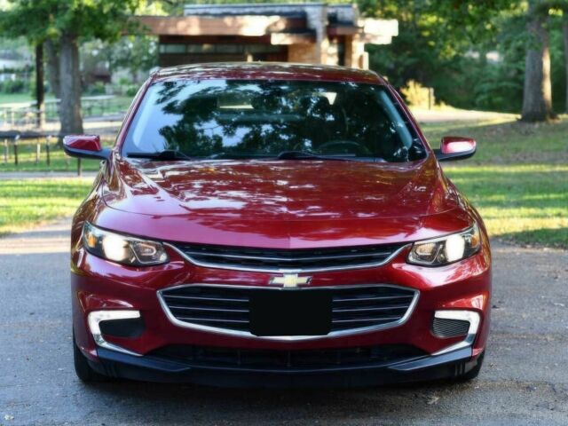Красный Шевроле Малибу, объемом двигателя 1.5 л и пробегом 63 тыс. км за 5400 $, фото 1 на Automoto.ua
