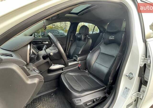 Шевроле Малибу, объемом двигателя 2.38 л и пробегом 177 тыс. км за 10490 $, фото 8 на Automoto.ua