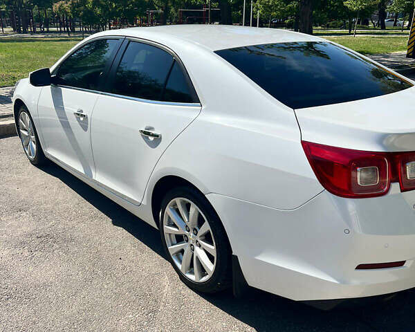 Шевроле Малибу, объемом двигателя 2.38 л и пробегом 163 тыс. км за 11300 $, фото 4 на Automoto.ua