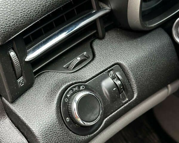 Шевроле Малибу, объемом двигателя 2.5 л и пробегом 114 тыс. км за 7600 $, фото 8 на Automoto.ua