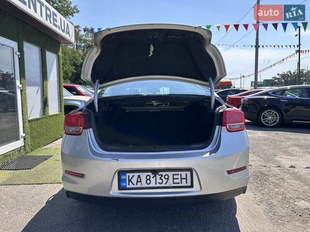 Шевроле Малибу, объемом двигателя 2.46 л и пробегом 220 тыс. км за 7500 $, фото 17 на Automoto.ua