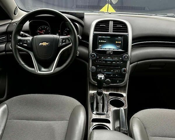 Шевроле Малибу, объемом двигателя 2.5 л и пробегом 114 тыс. км за 7600 $, фото 16 на Automoto.ua