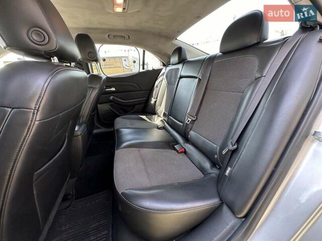 Шевроле Малибу, объемом двигателя 2.46 л и пробегом 220 тыс. км за 7500 $, фото 16 на Automoto.ua