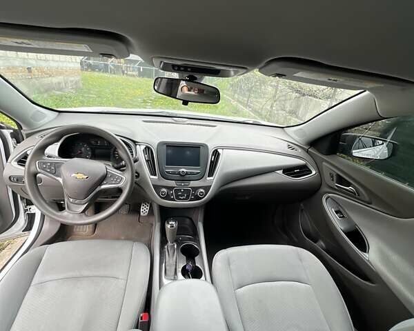 Шевроле Малибу, объемом двигателя 1.5 л и пробегом 205 тыс. км за 9580 $, фото 11 на Automoto.ua