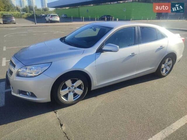 Шевроле Малибу 2012 в Киеве на Automoto.ua Серый Шевроле Малибу, объемом двигателя 2.4 л и пробегом 196 тыс. км за 9200 $, фото 4 на Automoto.ua