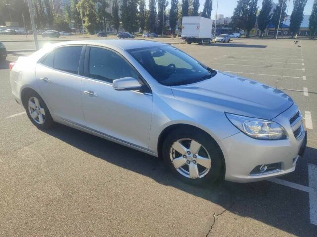 Шевроле Малибу 2012 в Киеве на Automoto.ua Серый Шевроле Малибу, объемом двигателя 2.4 л и пробегом 196 тыс. км за 9200 $, фото 1 на Automoto.ua