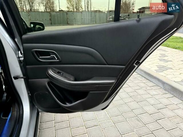 Серый Шевроле Малибу, объемом двигателя 2.38 л и пробегом 190 тыс. км за 6999 $, фото 54 на Automoto.ua