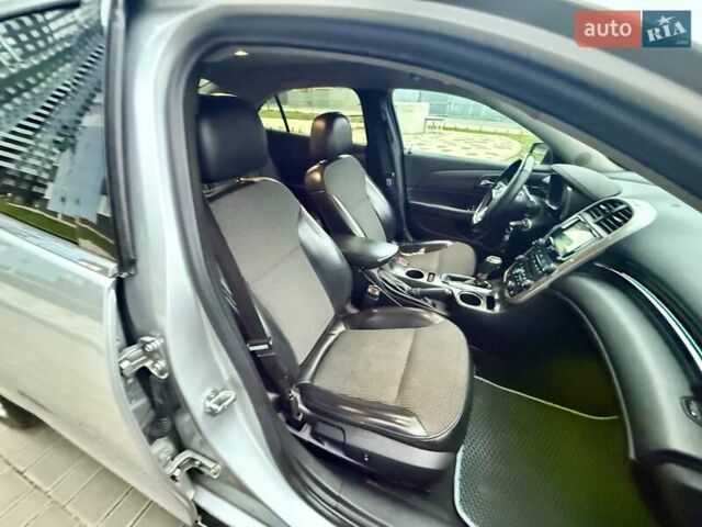 Серый Шевроле Малибу, объемом двигателя 2.38 л и пробегом 190 тыс. км за 6999 $, фото 44 на Automoto.ua