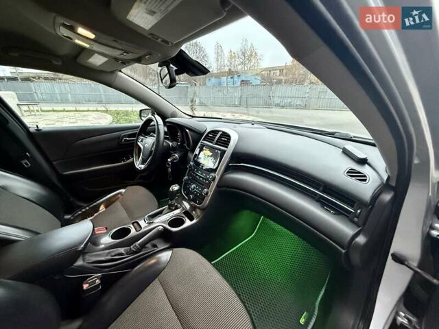 Серый Шевроле Малибу, объемом двигателя 2.38 л и пробегом 190 тыс. км за 6999 $, фото 43 на Automoto.ua