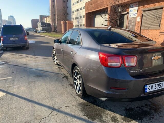 Сірий Шевроле Малібу, об'ємом двигуна 2 л та пробігом 125 тис. км за 9700 $, фото 4 на Automoto.ua