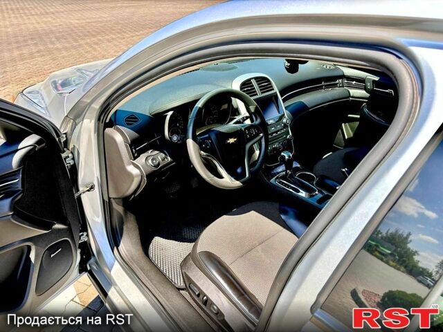 Серый Шевроле Малибу, объемом двигателя 2.5 л и пробегом 205 тыс. км за 9500 $, фото 5 на Automoto.ua