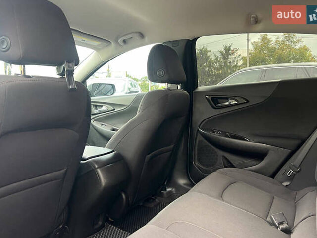 Серый Шевроле Малибу, объемом двигателя 1.49 л и пробегом 323 тыс. км за 11500 $, фото 20 на Automoto.ua