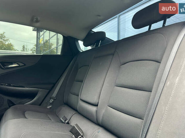 Серый Шевроле Малибу, объемом двигателя 1.49 л и пробегом 323 тыс. км за 11500 $, фото 21 на Automoto.ua