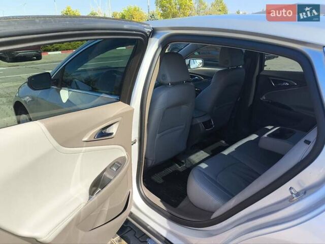 Серый Шевроле Малибу, объемом двигателя 1.8 л и пробегом 104 тыс. км за 11000 $, фото 1 на Automoto.ua