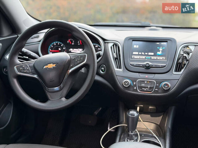 Серый Шевроле Малибу, объемом двигателя 1.49 л и пробегом 84 тыс. км за 9999 $, фото 39 на Automoto.ua