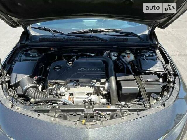 Серый Шевроле Малибу, объемом двигателя 2 л и пробегом 145 тыс. км за 2000 $, фото 27 на Automoto.ua