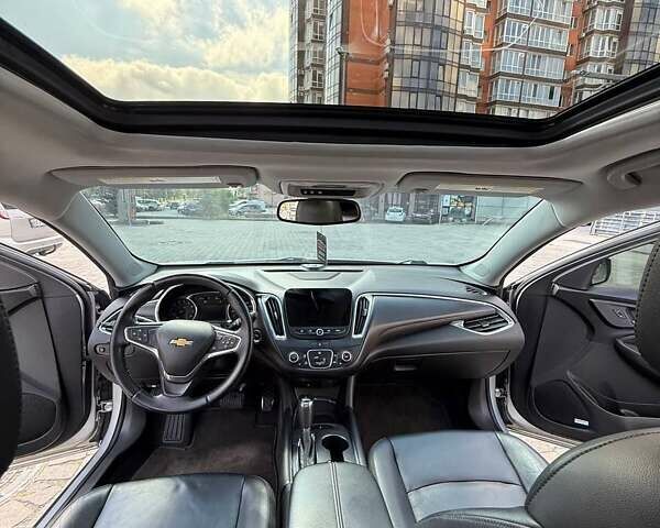 Сірий Шевроле Малібу, об'ємом двигуна 1.49 л та пробігом 72 тис. км за 12500 $, фото 9 на Automoto.ua