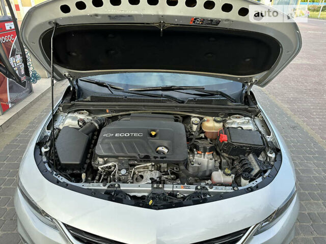 Сірий Шевроле Малібу, об'ємом двигуна 1.8 л та пробігом 175 тис. км за 15000 $, фото 2 на Automoto.ua