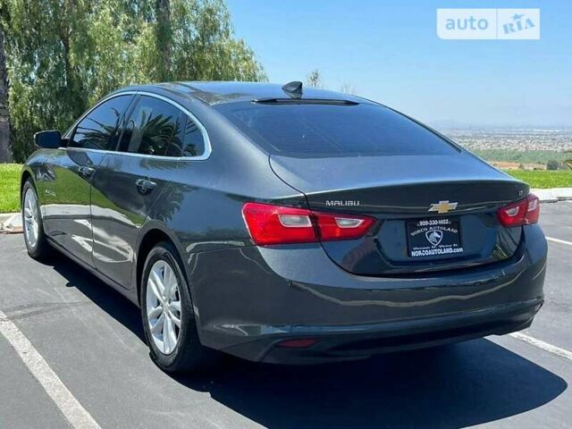 Серый Шевроле Малибу, объемом двигателя 2 л и пробегом 145 тыс. км за 2000 $, фото 4 на Automoto.ua