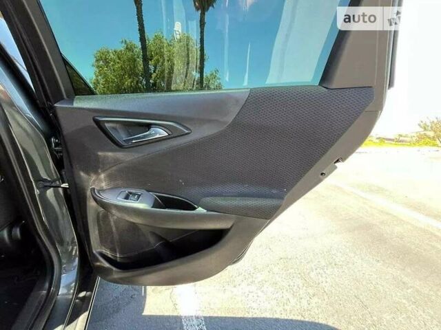 Серый Шевроле Малибу, объемом двигателя 2 л и пробегом 145 тыс. км за 2000 $, фото 21 на Automoto.ua