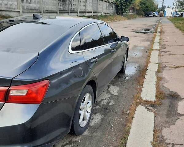 Серый Шевроле Малибу, объемом двигателя 1.5 л и пробегом 136 тыс. км за 11200 $, фото 5 на Automoto.ua