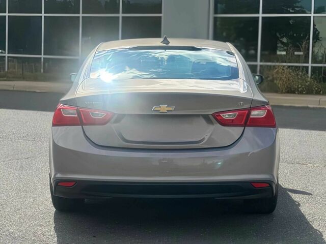 Серый Шевроле Малибу, объемом двигателя 1.5 л и пробегом 57 тыс. км за 6200 $, фото 5 на Automoto.ua