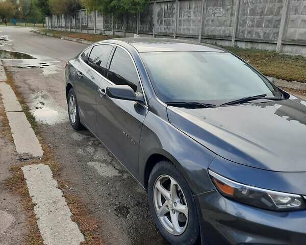 Серый Шевроле Малибу, объемом двигателя 1.5 л и пробегом 136 тыс. км за 11200 $, фото 7 на Automoto.ua