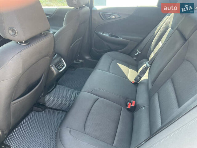 Серый Шевроле Малибу, объемом двигателя 1.5 л и пробегом 118 тыс. км за 10500 $, фото 5 на Automoto.ua