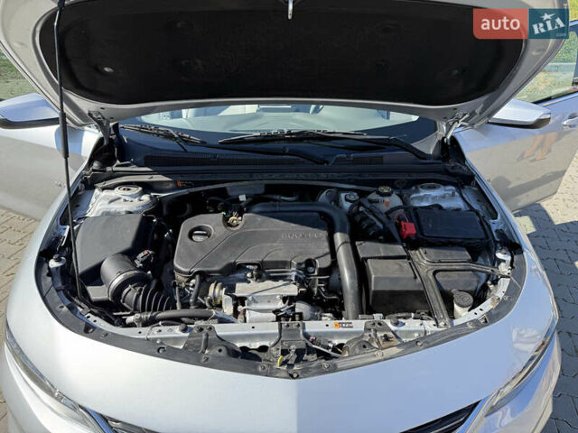 Серый Шевроле Малибу, объемом двигателя 1.49 л и пробегом 129 тыс. км за 13000 $, фото 24 на Automoto.ua