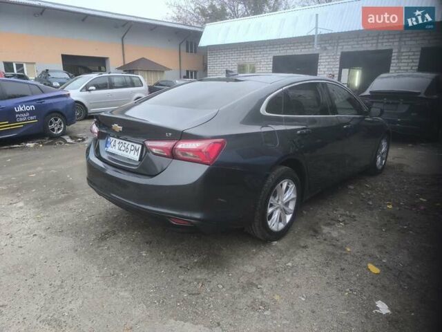 Серый Шевроле Малибу, объемом двигателя 1.49 л и пробегом 120 тыс. км за 9999 $, фото 3 на Automoto.ua